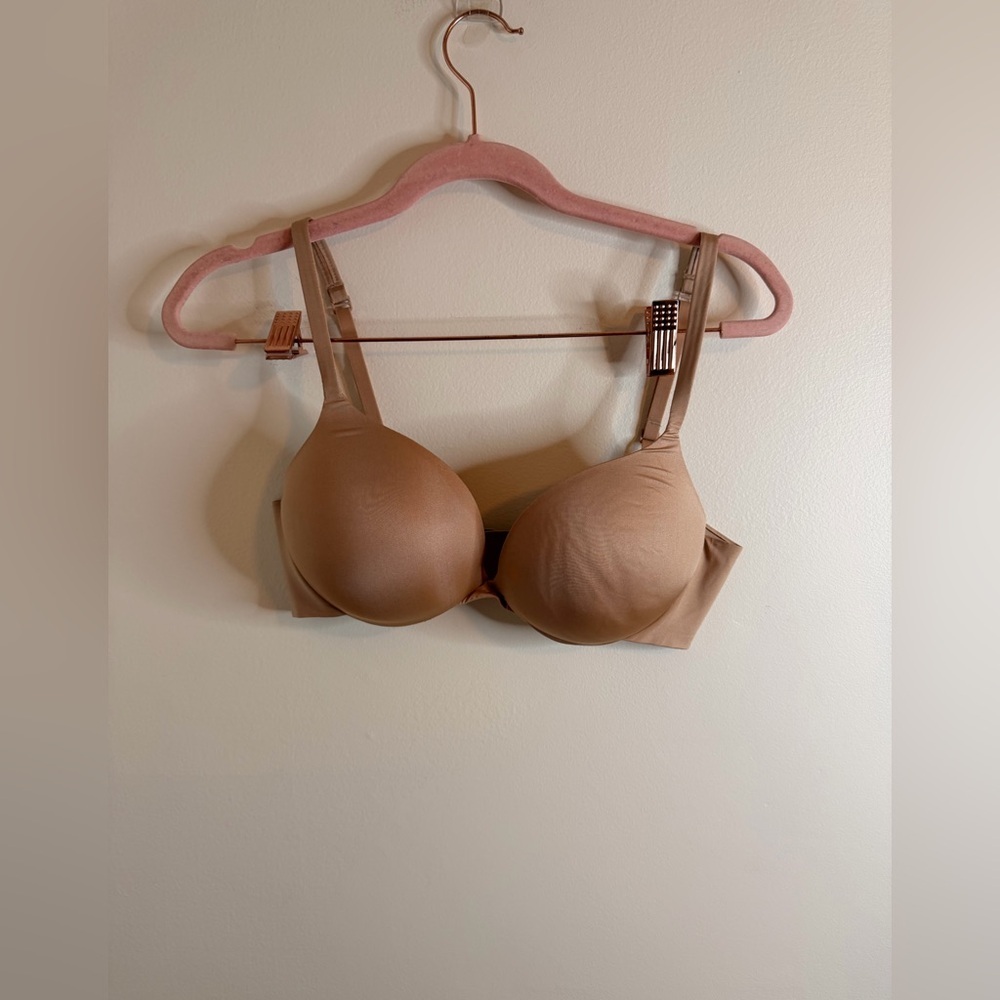 SKIMS Smooth Nude Bra NWOT